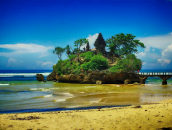 tanah lot malang