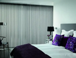 Tips Membersihkan Vertical Blind